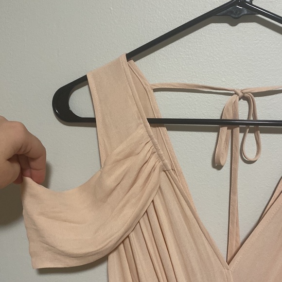 Forever21 size L dress with shoulder detail - Picture 3 of 7